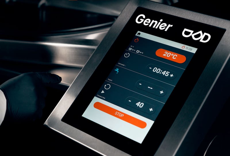 Genier-Näyttö logolla